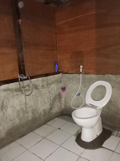 Bathroom, Nyandetor Homestay, Raja Ampat
