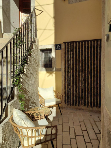 Others 4, Apartments and Rooms Oliva, Cres