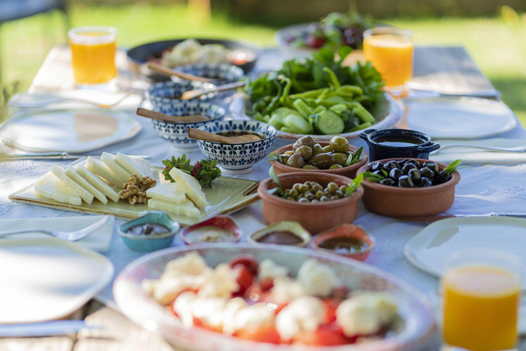 Food & Drinks 5, MANEJ URLA, Seferihisar