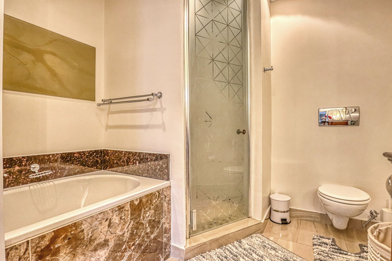 Bathroom 4, Luxurious Two-Bedroom Apartment, City of Johannesburg
