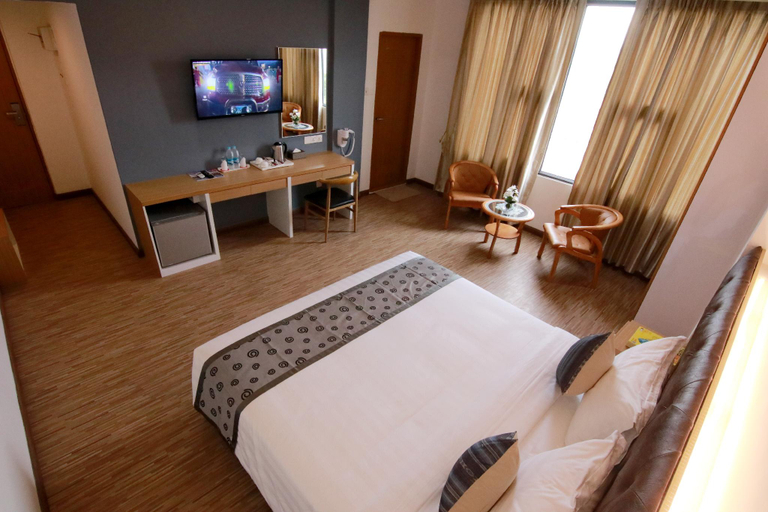 Bedroom 3, Botahtaung Hotel, Yangon