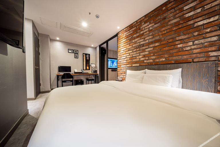 Bedroom 2, Yongin Soseol Smith Hotel, Yongin
