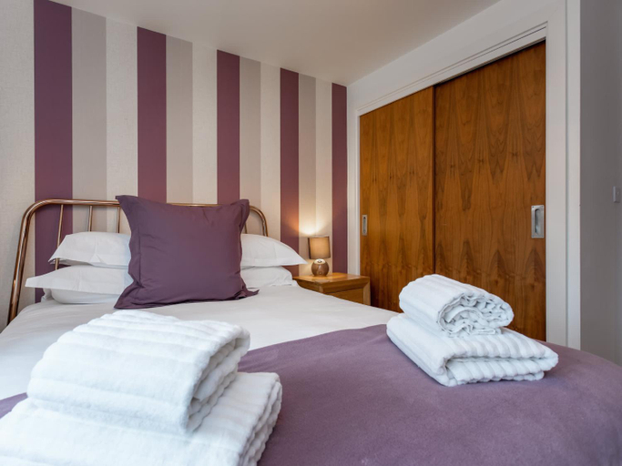 Bedroom 2, Galician Shore, Poole