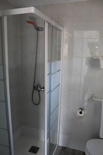 Bathroom 3, Mallorca Rooms Can Pastilla, Baleares