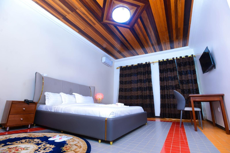 Room 4, HOTEL LE FLAMBOYANT, Mfoundi