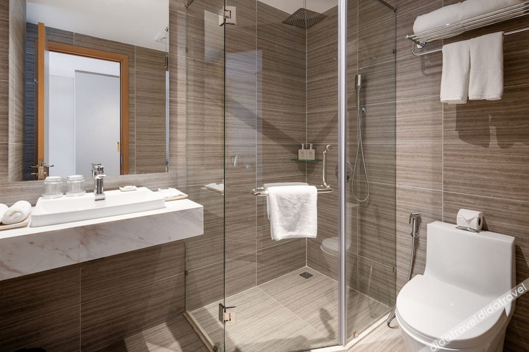 Bathroom 5, ADELA BOUTIQUE HOTEL, Da Nang