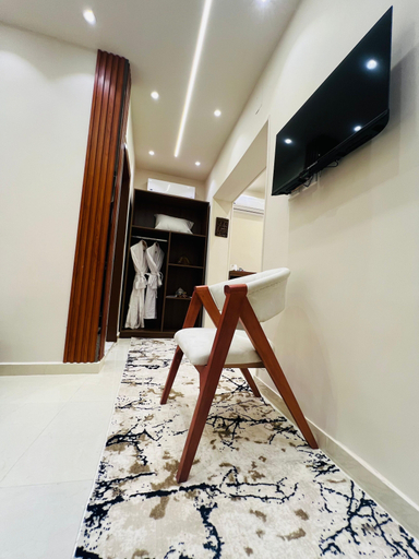 Exterior & Views, Great Scarab Pyramids Hotel, Al-Ahram