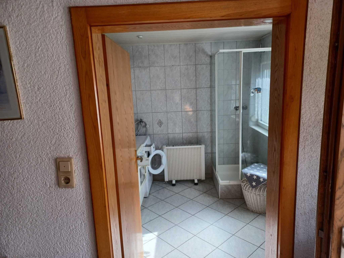 Bathroom, Reihenhaus in Rhon nahe Wasserkuppe, Wartburgkreis