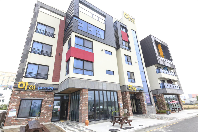 Exterior & Views 1, Boryeong Dacheon Haha Pension, Boryeong