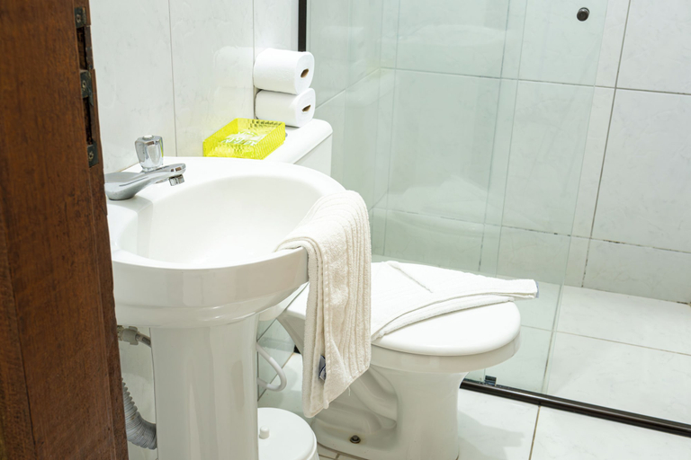 Bathroom 4, Marencanto Pousada, Ubatuba