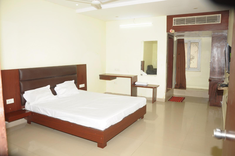 Bedroom 2, Sistla's Athithi Inn, Krishna