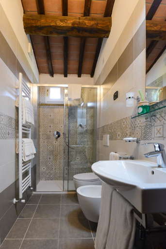 Bathroom 4, San Francesco Country Resort, Livorno