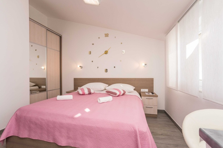 Bedroom 2, Apartments Maza, Zadar
