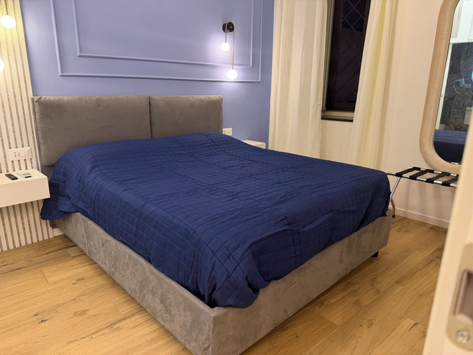 Bedroom 2, Trastevere luxury suites, Rome