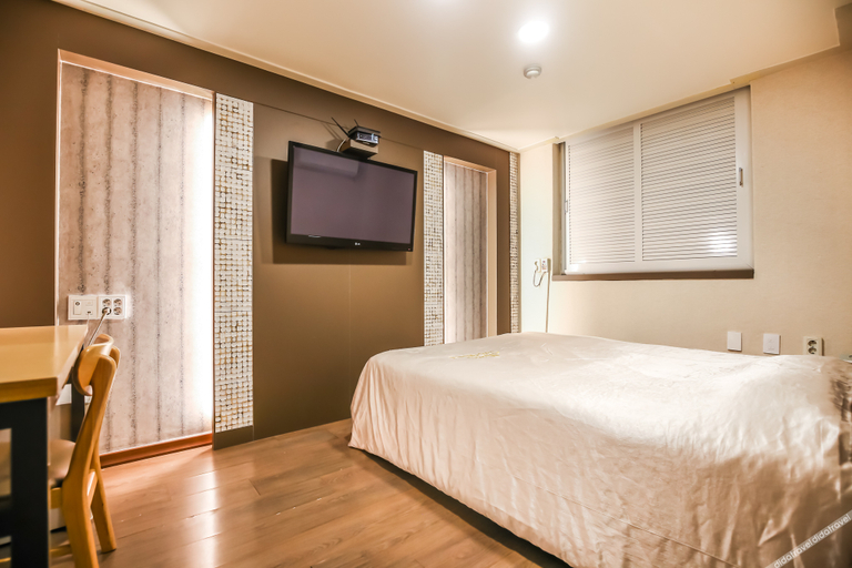 Bedroom 3, Boryeong (Daecheon) Coconut Motel, Boryeong
