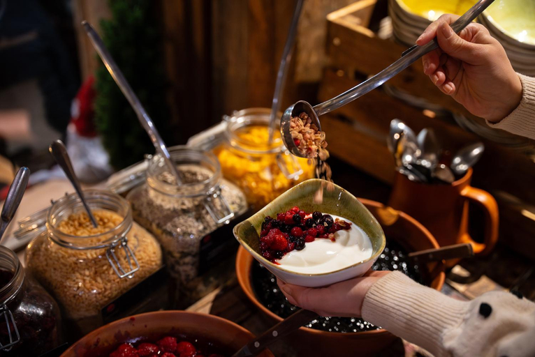 Food & Drinks 3, Kuru Resort, Southern Savonia