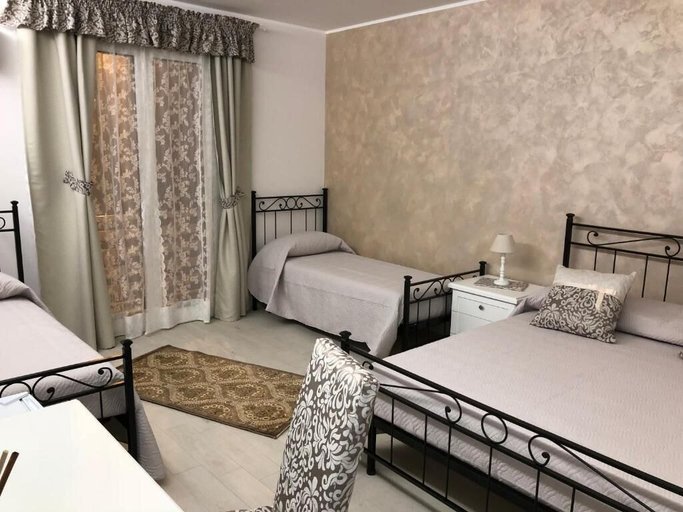 Room 5, Maison Bijou, Syracuse
