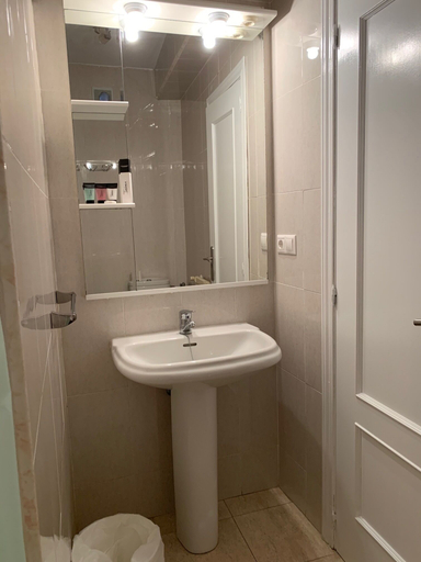 Bathroom 3, Hotel y Restaurante Puerta de Aranda, Burgos