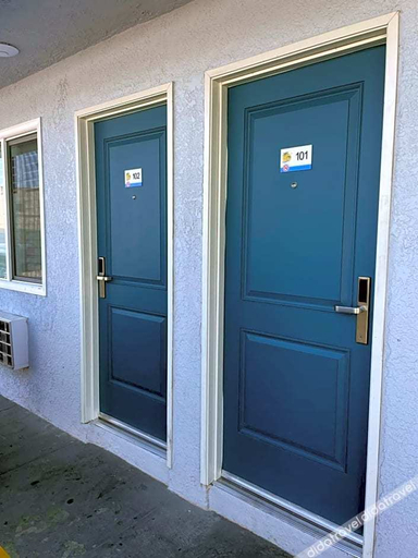 Others 4, La Palma Motel, South Gate - Los Angeles, Los Angeles