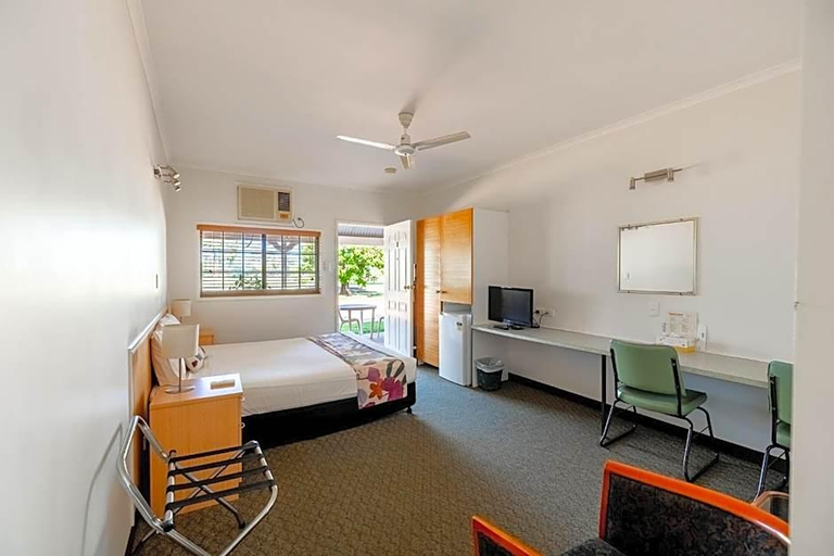 Bedroom 3, Landsborough Lodge, Barcaldine