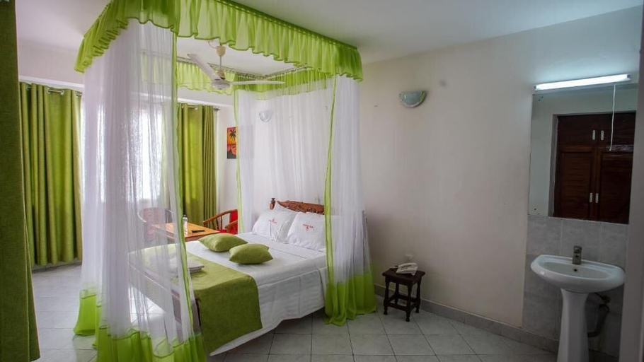 Room 5, Hotel Windsor Mombasa, Mvita