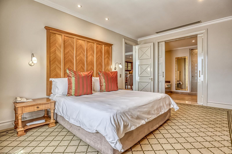 Room 2, Deluxe One-Bedroom Apartment, City of Johannesburg