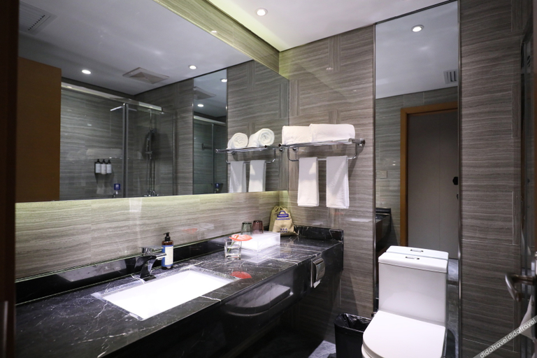 Bathroom 3, デイズ インコレクションウィンダムホテル, Xi'an