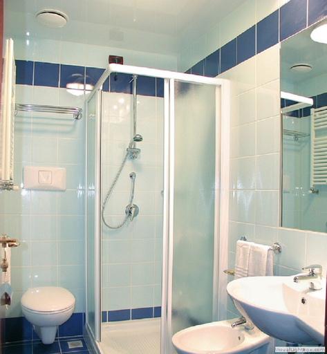 Bathroom, Hotel Europa Milano Marittima, Ravenna