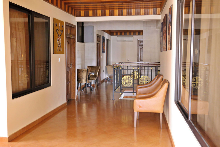 Interior 2, Village Courtyard Hotel, Kumasi