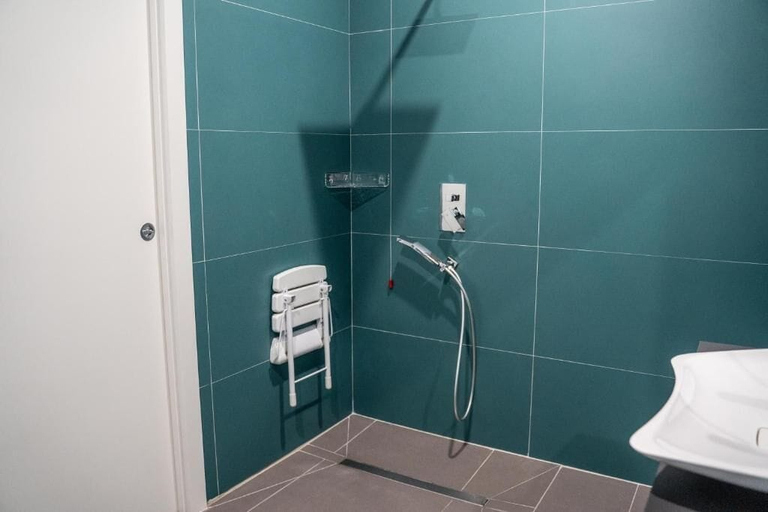 Bathroom 5, B&B hiPaestum, Salerno