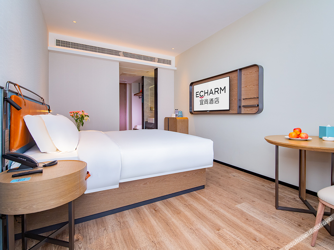 Bedroom 2, Echarm Hotel Xianning Hot Spring Center Huatan, Xianning