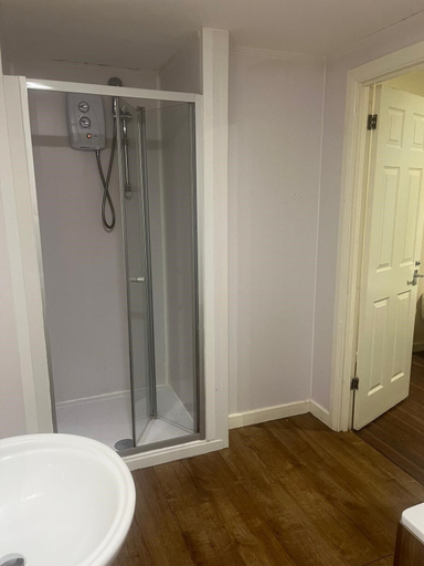 Bathroom, Tudor House Hotel, Nottingham