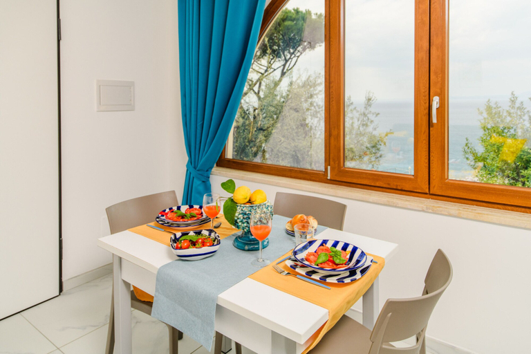Dining 5, Estate4home - Daisy Flat, Napoli