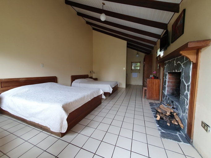 Bedroom 2, Hotel Villa Zurqui, Moravia