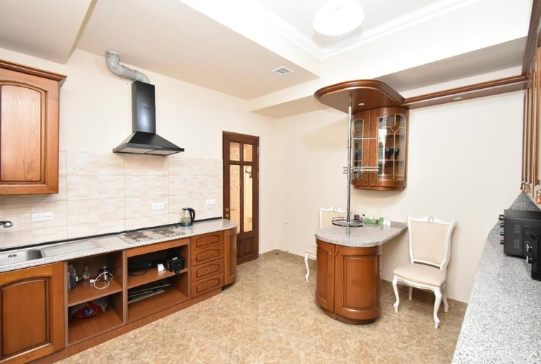 Others 4, Hotel Homestay, Yerevan