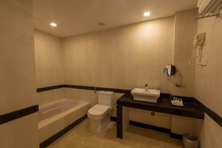Bathroom 5, Park Safari Resort, Narayani