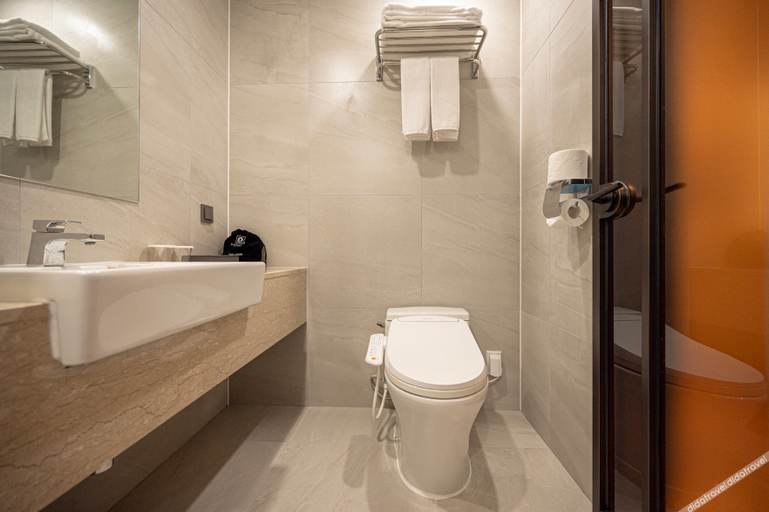 Bathroom 4, HOTEL D EDITION, Daedeok