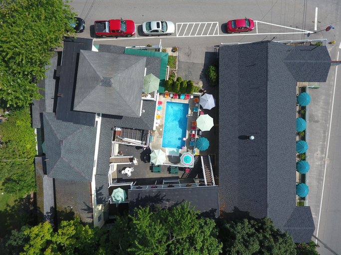 Exterior & Views, Beach Motel & Suites, York