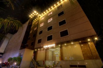 Others 3, OPO Viva Palace, Delhi