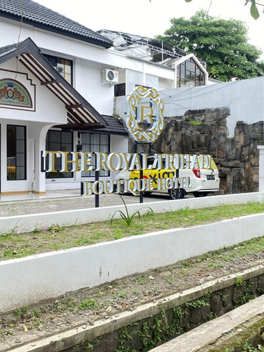 Exterior & Views 4, The Royal Trihadi Boutique Hotel, Solo