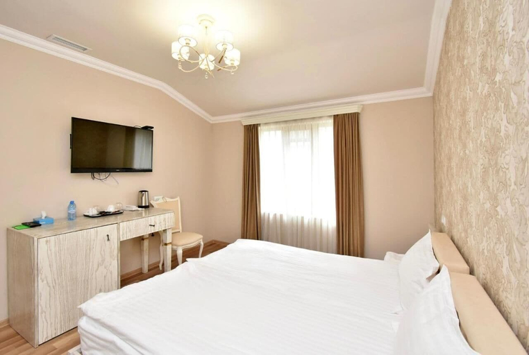 Others 3, Hotel Homestay, Yerevan