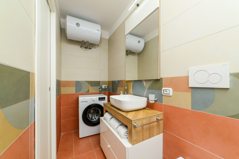 Bathroom 3, Estate4home - Daisy Flat, Napoli