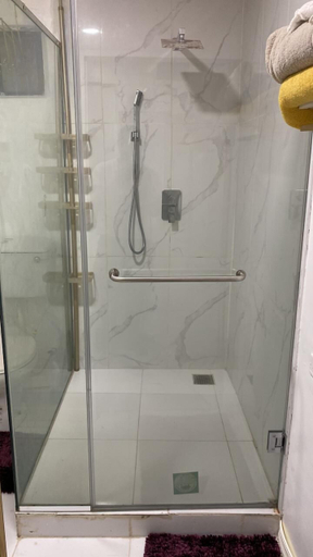 Bathroom 3, オデッセイ スイーツ, City of Georgetown