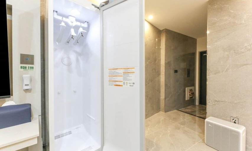 Bathroom 3, Daegu Hotel Series Lions Park, Dong