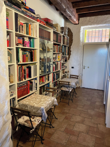 Others 5, BeB Cascina Mentirone, Milano