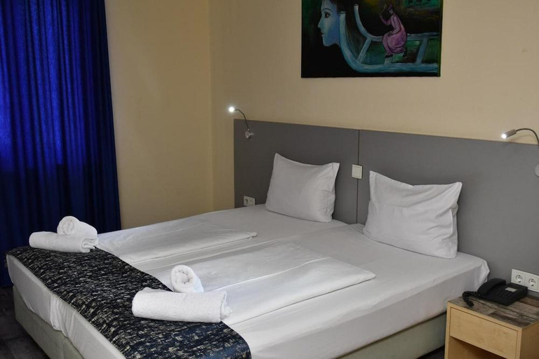 Bedroom 3, Hotel Muenchner Hof, Frankfurt am Main