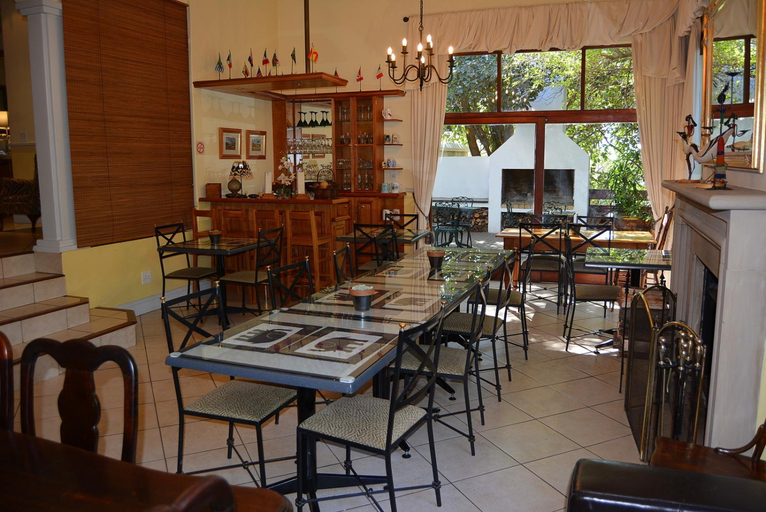 Food & Drinks 5, Auberge De Courtrai, Cape Winelands