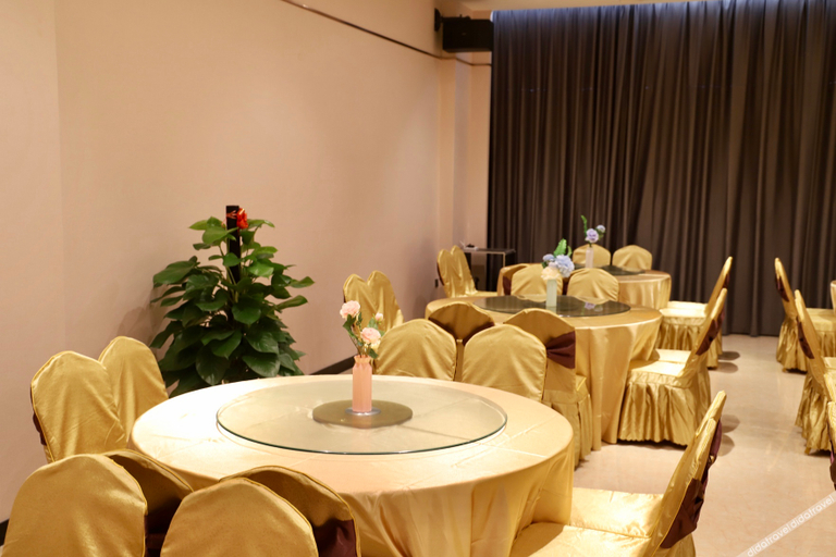 Food & Drinks 5, Ausotel By Argyle Qinzhou East Railway Station, Qinzhou