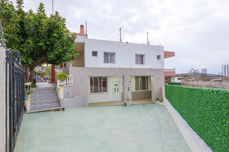 4, Vila Myrtaj, Sarandës