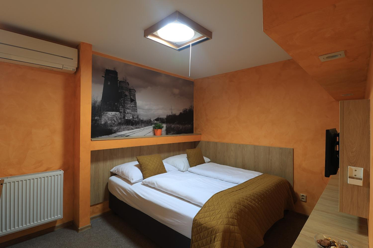 Bedroom 2, U Admirala, Kladno